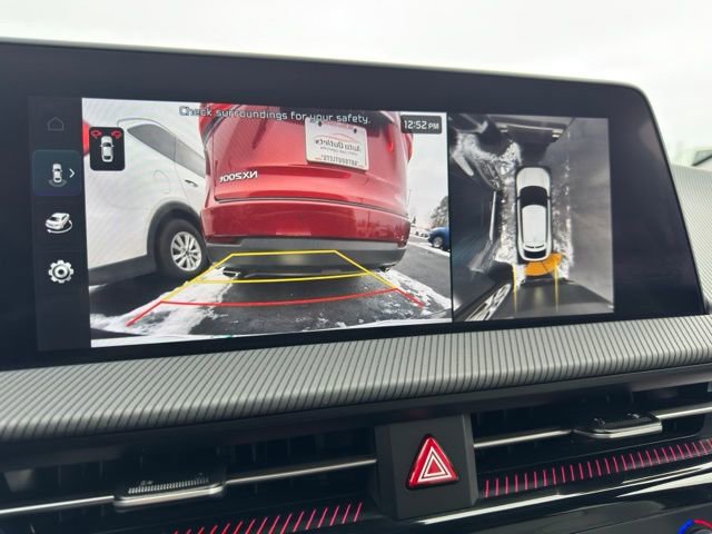 Used 2024 Kia EV6 GT-Line w/ GT-Line White Seat Package image 27