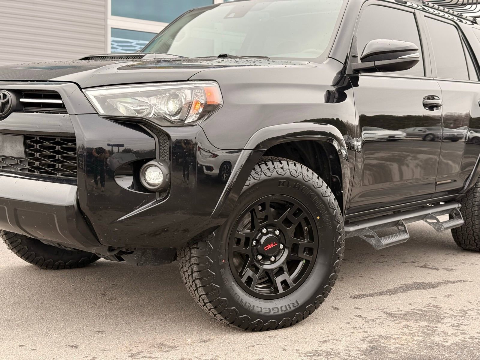 Used 2021 Toyota 4Runner Venture w/ Moonroof Package image 2