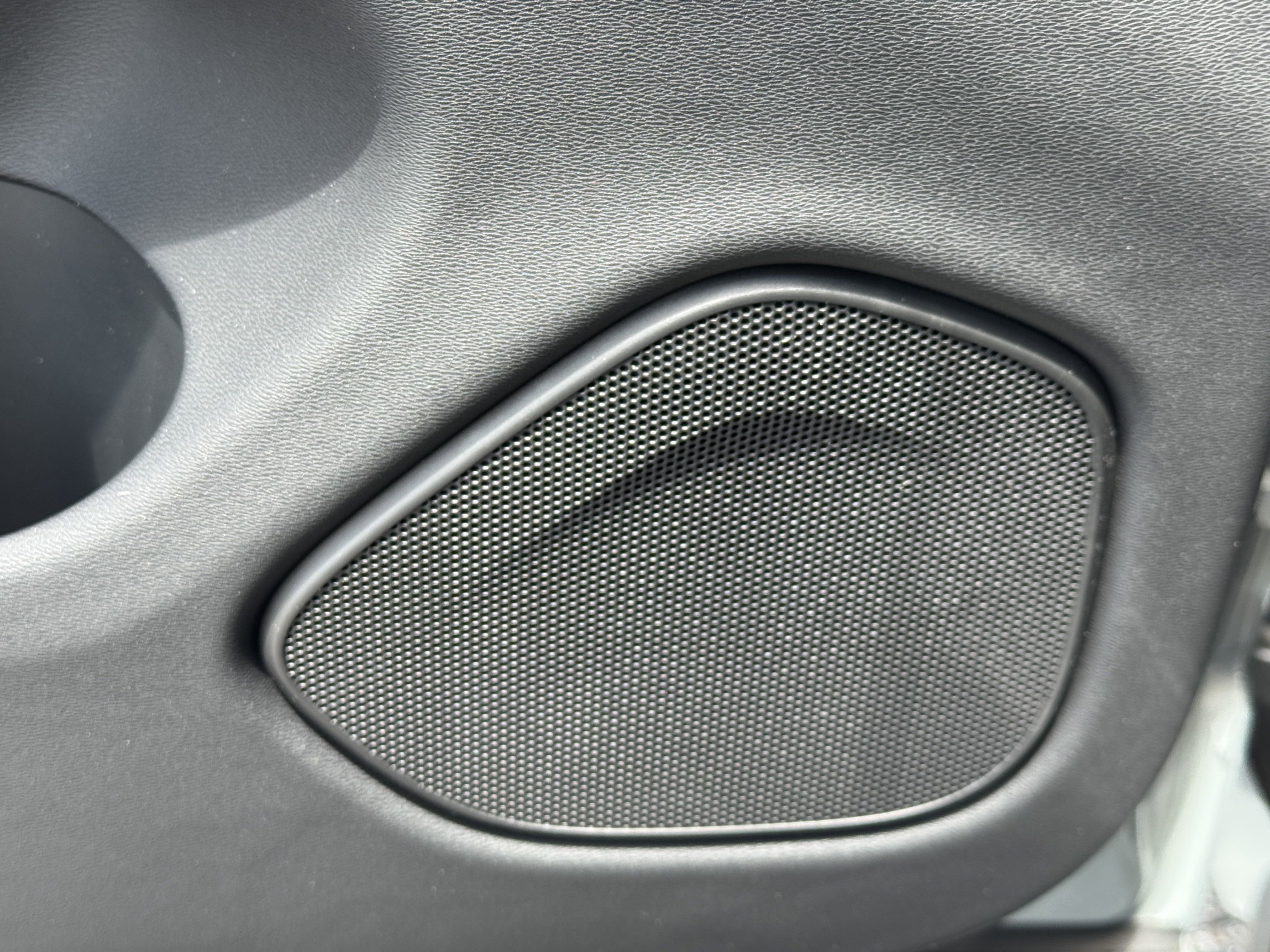 New 2026 Volvo XC60 B5 Core w/ Protection Package image 18