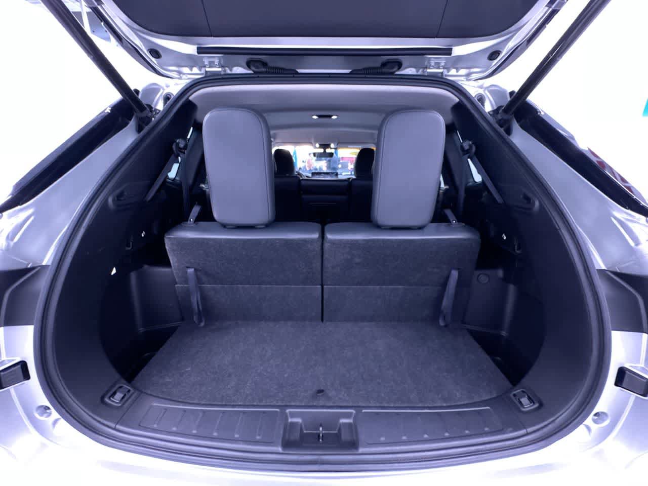Used 2025 Mitsubishi Outlander SE FWD image 44