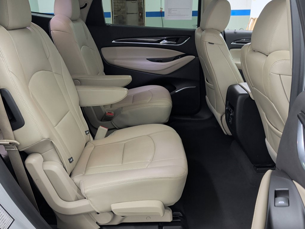 Used 2019 Buick Enclave Essence FWD image 32