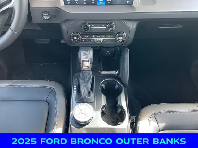 New 2025 Ford Bronco Outer Banks w/ Sasquatch Package image 11
