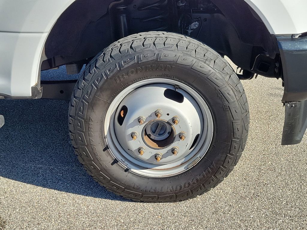 Used 2022 Ford F350 XL image 12