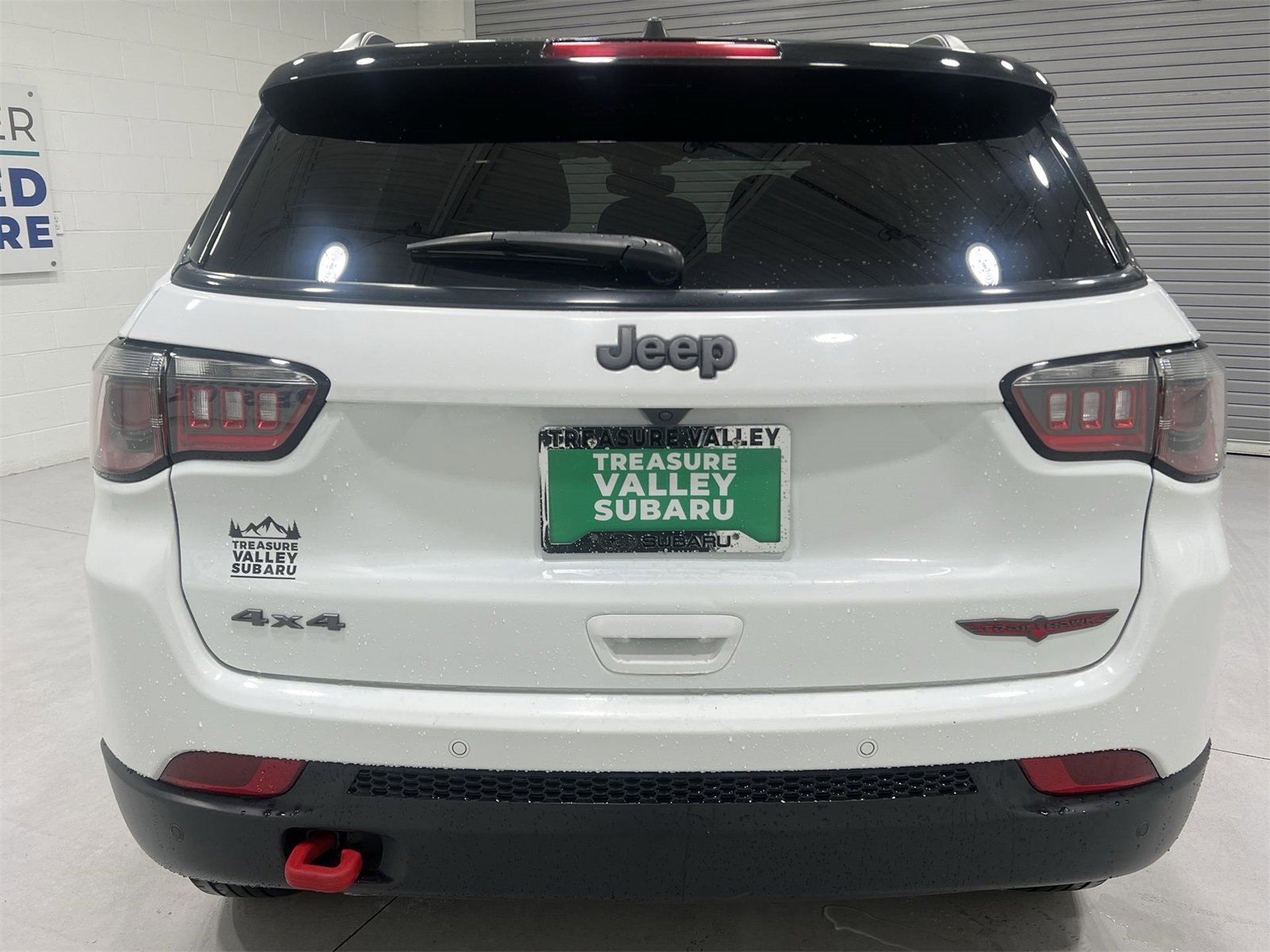 Used 2024 Jeep Compass Trailhawk image 7