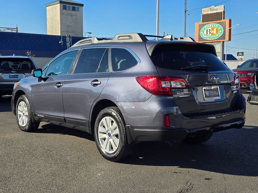 Used 2017 Subaru Outback 2.5i Premium AWD/4WD image 8