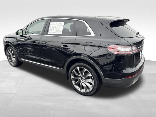 Certified 2022 Lincoln Nautilus Reserve w/ Luxury Package image 4