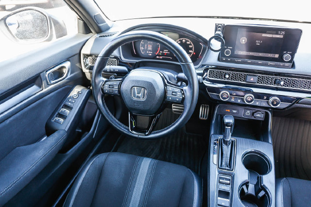 Used 2022 Honda Civic Sport image 17