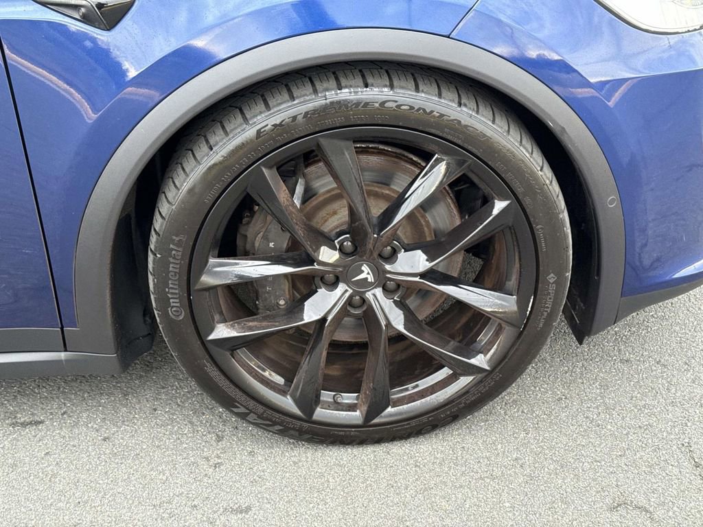 Used 2022 Tesla Model X image 14