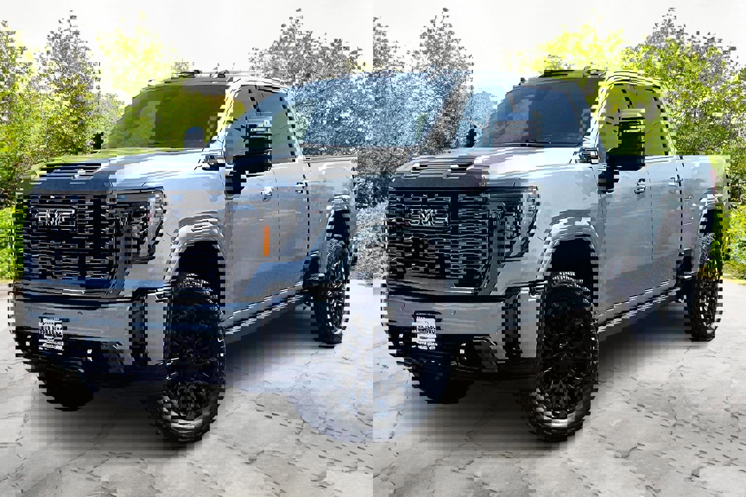 Used 2024 GMC Sierra 2500 Denali Ultimate image 12