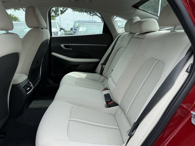 Used 2025 Hyundai Sonata SEL FWD image 23