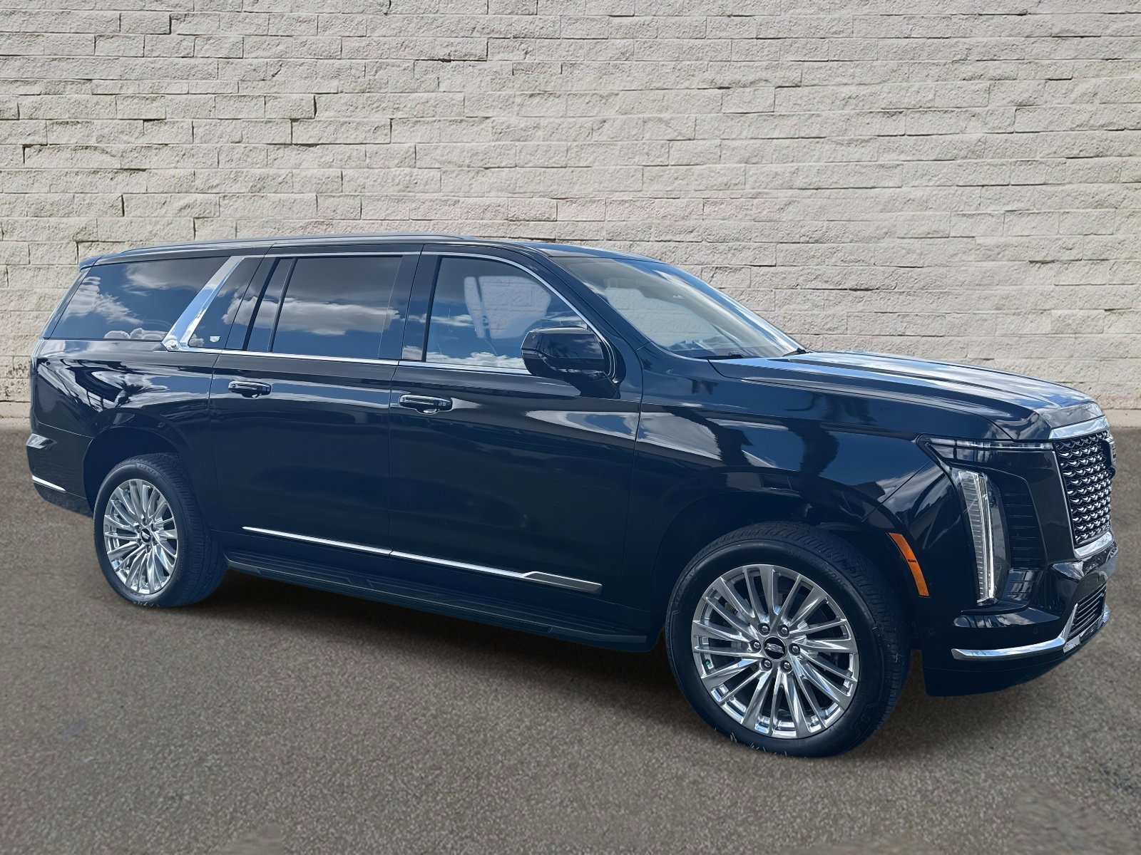 Certified 2025 Cadillac Escalade ESV Premium Luxury image 7