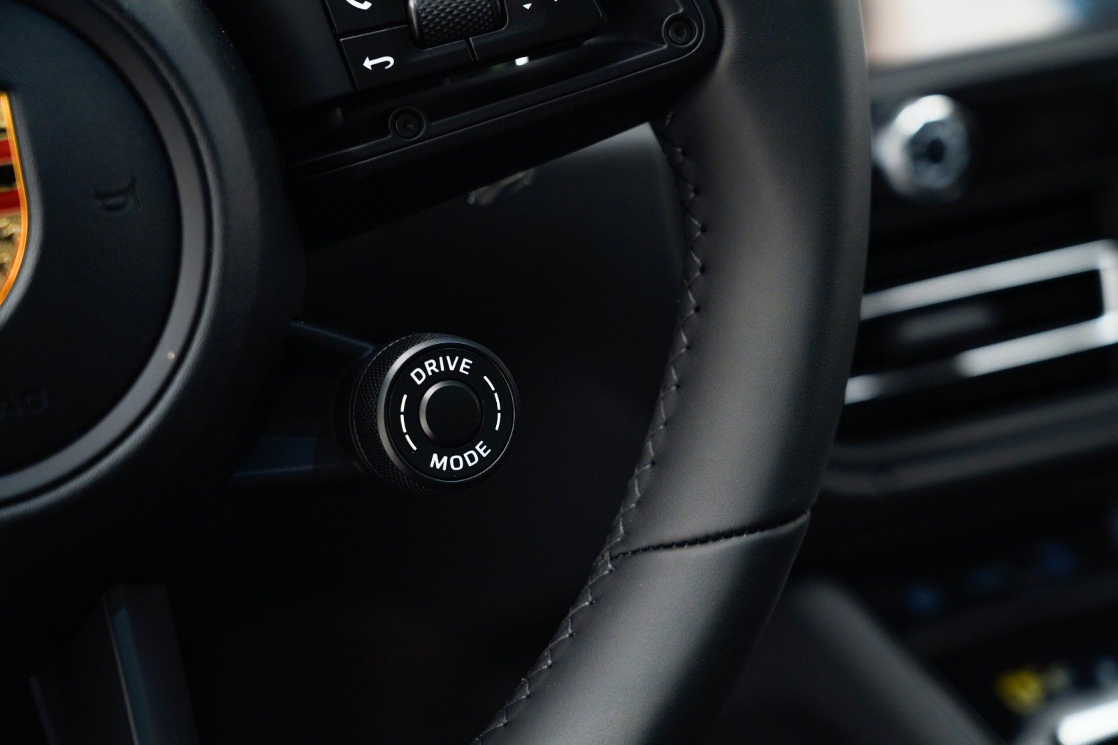 New 2026 Porsche Macan S image 31