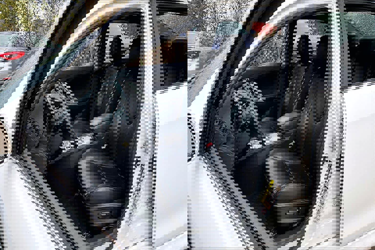 Used 2010 Toyota Camry SE image 7