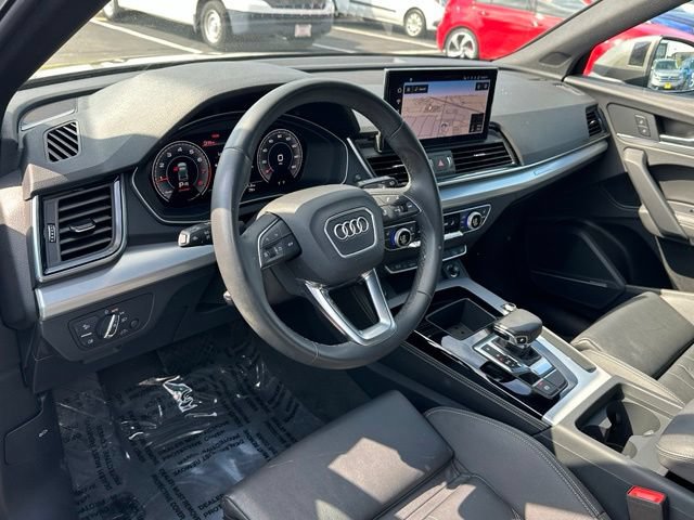Used 2023 Audi Q5 2.0T Premium Plus w/ Premium Plus Package AWD/4WD image 35
