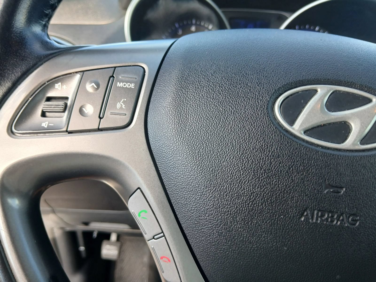 Used 2015 Hyundai Tucson SE AWD/4WD image 27