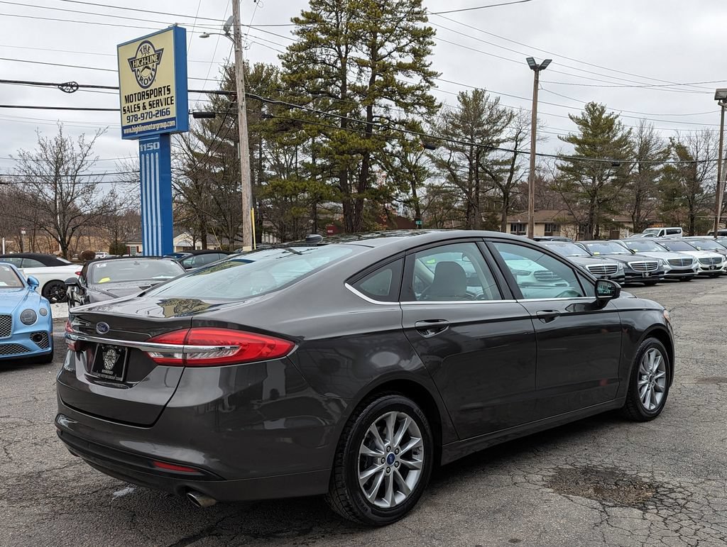 Used 2017 Ford Fusion S FWD image 7