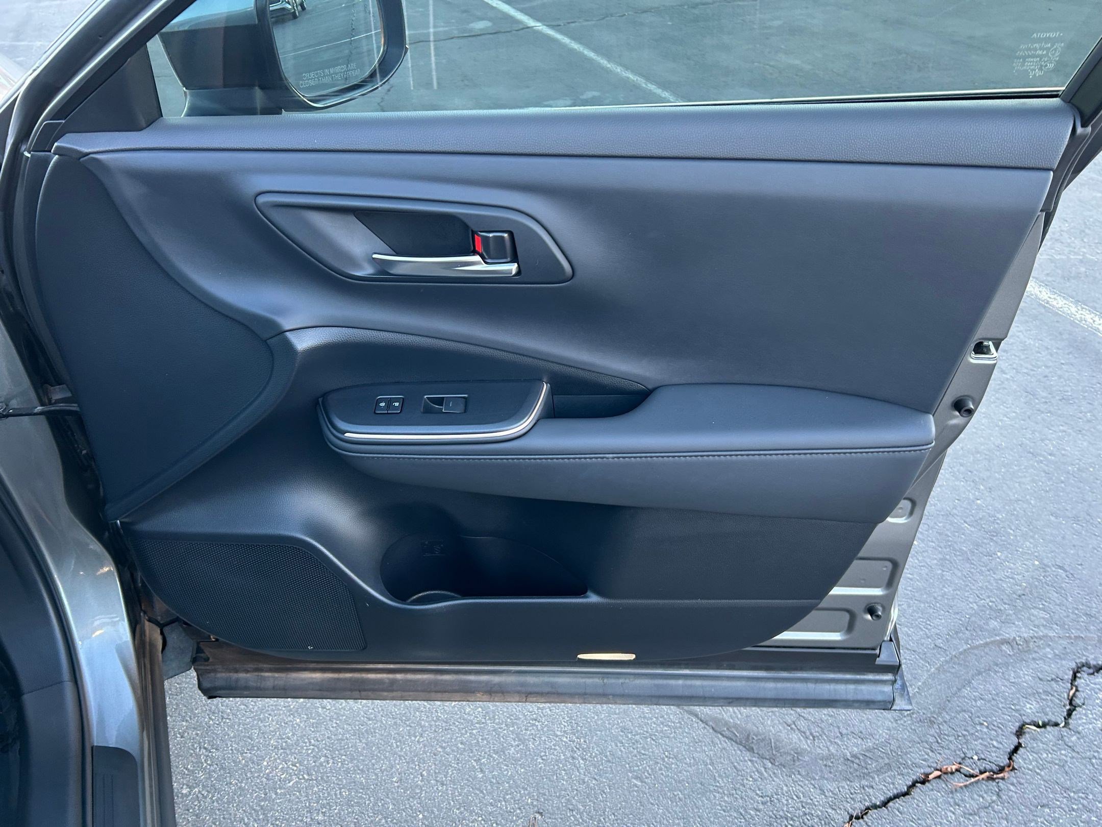 Used 2023 Toyota Crown Platinum image 26