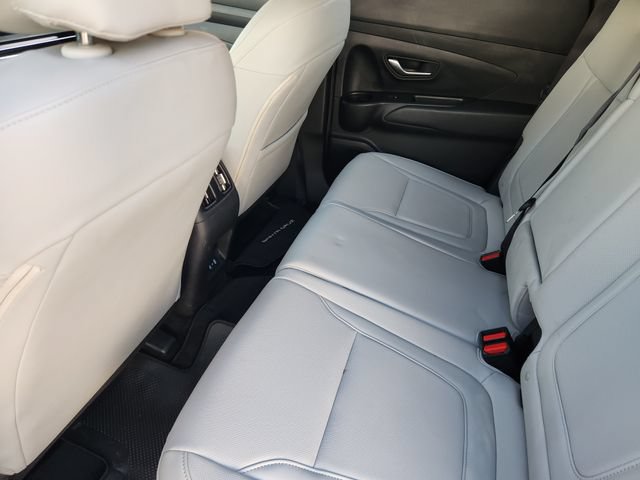 Used 2025 Hyundai Santa Cruz SEL FWD image 30