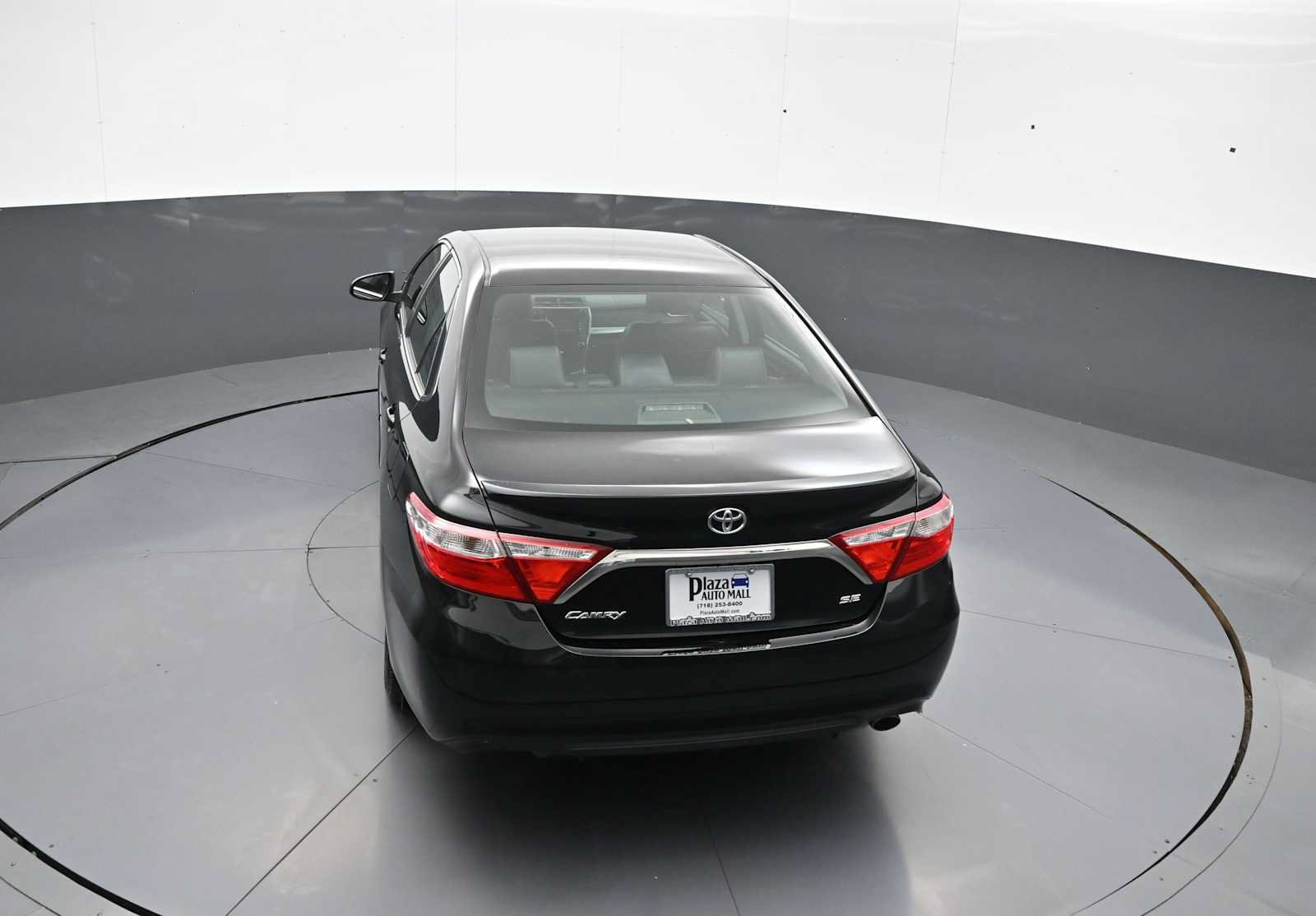 Used 2016 Toyota Camry SE w/ Protection Package (Q2) FWD image 37