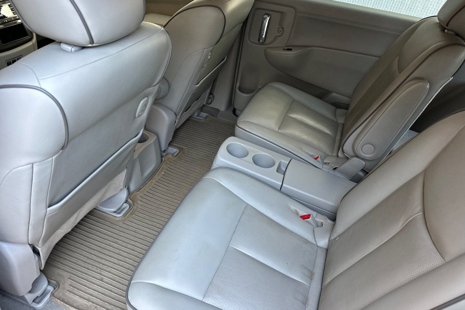 Used 2015 Nissan Quest SL w/ Value Cargo Package FWD image 13
