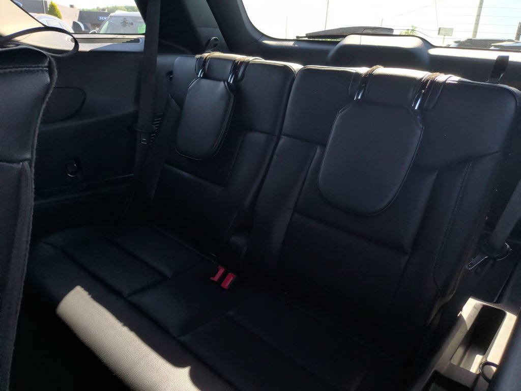 Certified 2020 Ford Explorer XLT w/ Equipment Group 202A AWD/4WD image 20
