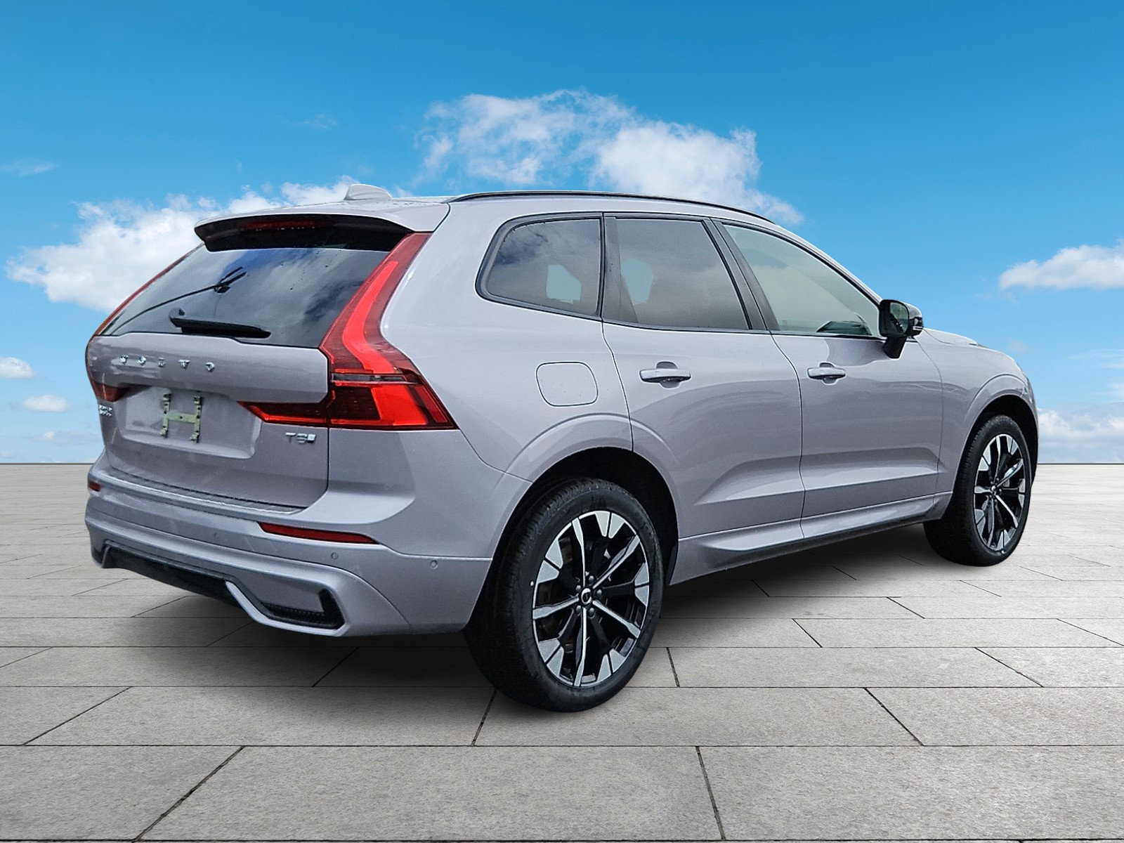 New 2026 Volvo XC60 T8 Plus w/ Protection Package Premier AWD/4WD image 6