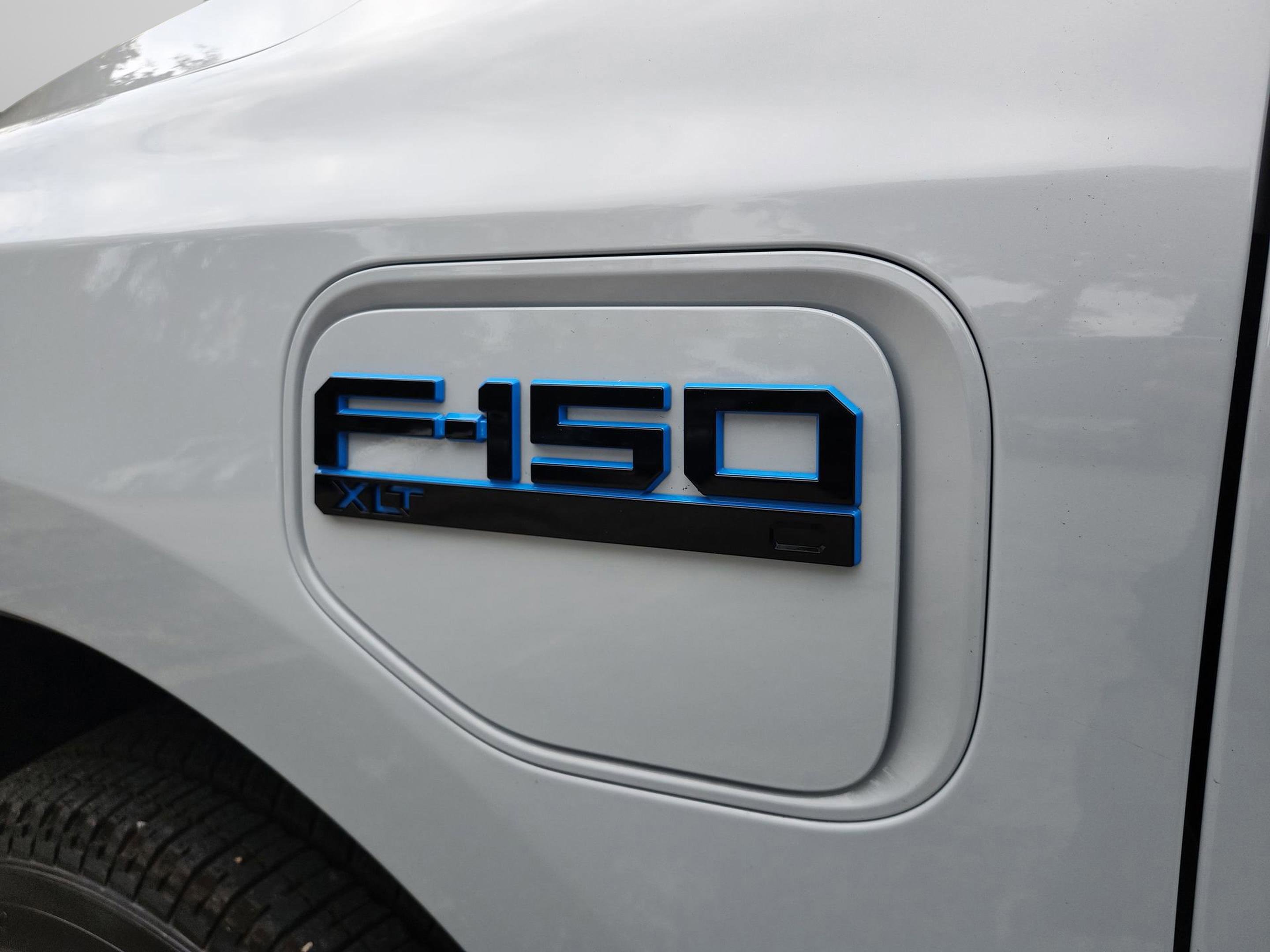 New 2025 Ford F150 Lightning XLT image 22
