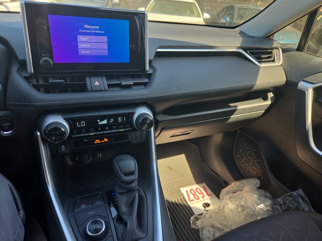 Used 2025 Toyota RAV4 XLE w/ Convenience Package AWD/4WD image 14