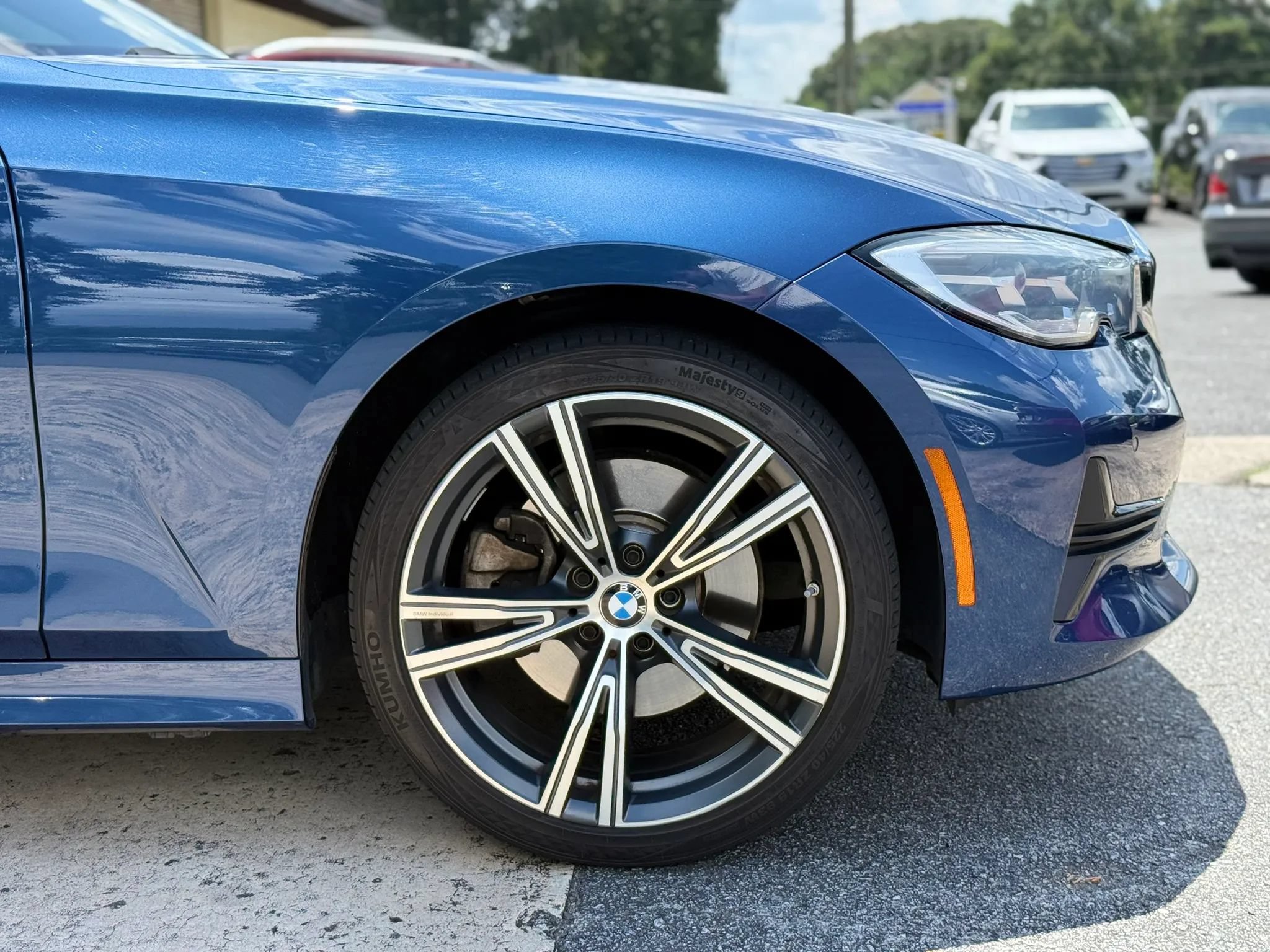 Used 2021 BMW 330i Sedan w/ Premium Package RWD image 14