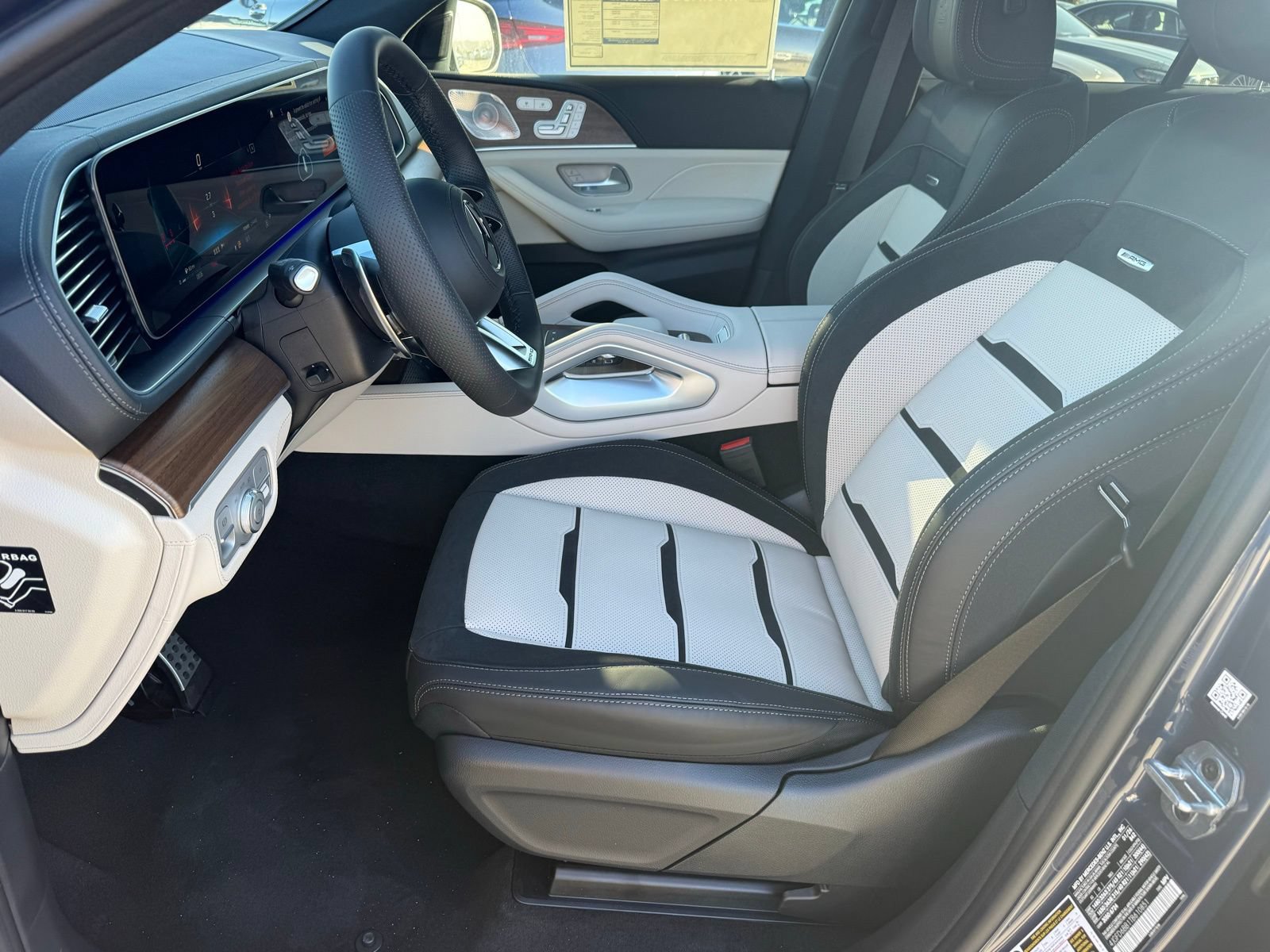 New 2026 Mercedes-Benz GLE 53 AMG 4MATIC Coupe image 17