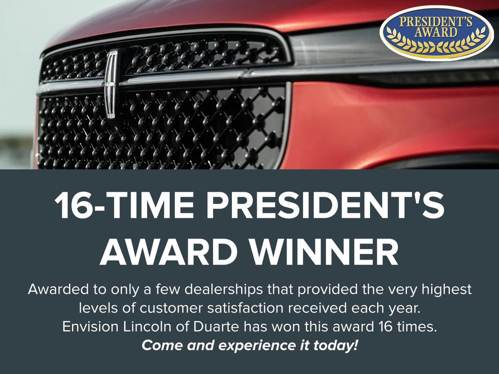 Used 2019 Lincoln Continental Select image 4