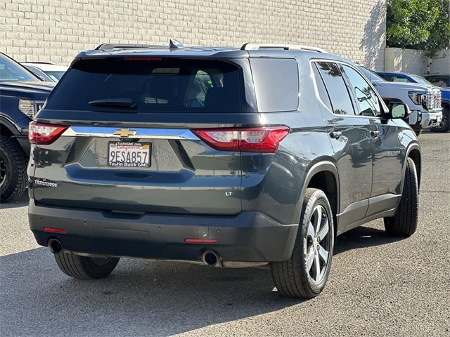 Used 2020 Chevrolet Traverse LT w/ LT Premium Package image 4