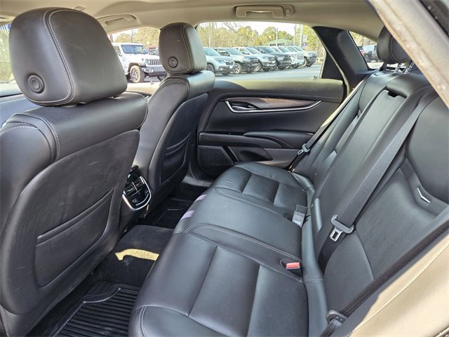 Used 2019 Cadillac XTS Luxury image 10