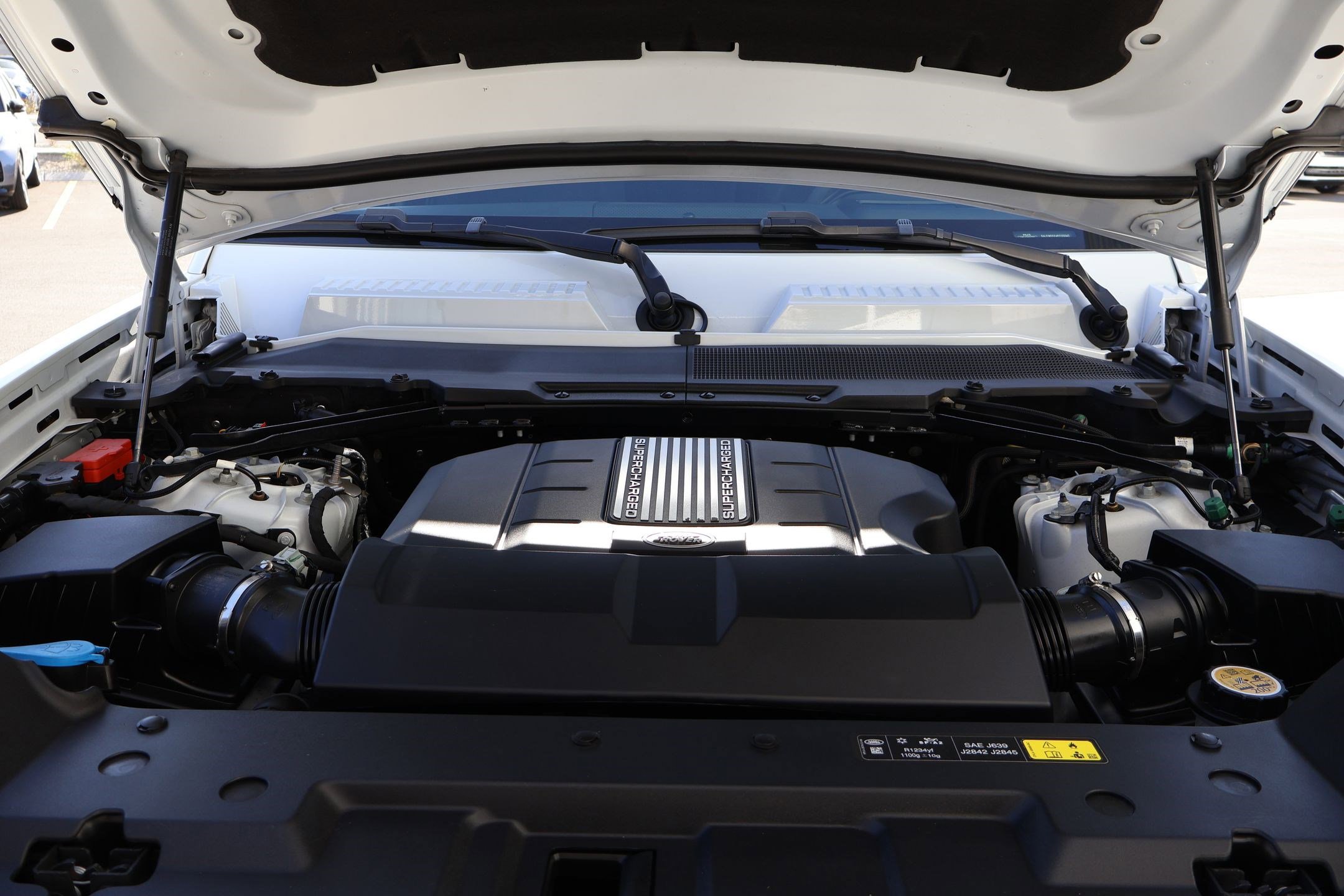 Certified 2023 Land Rover Defender 110 V8 image 34