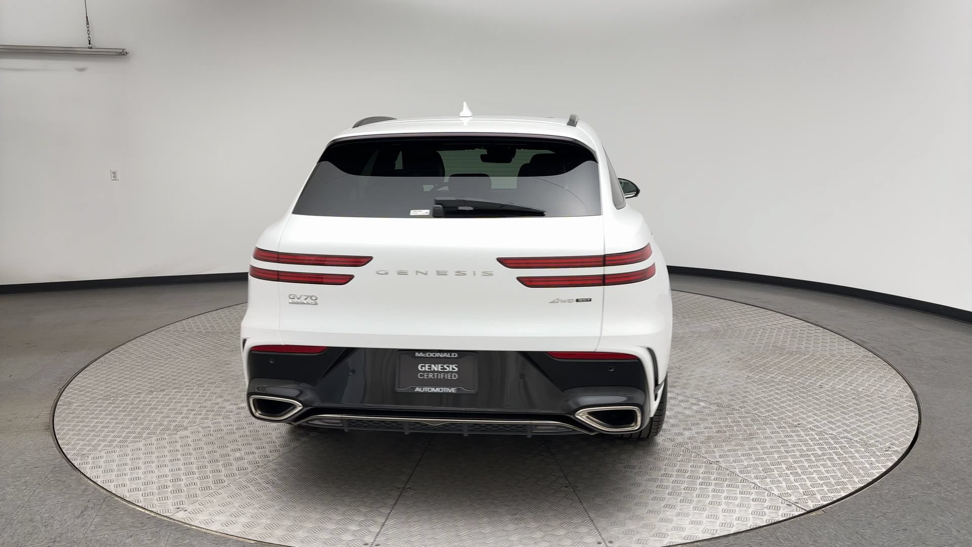 Certified 2026 Genesis GV70 3.5T Sport Prestige AWD/4WD image 3