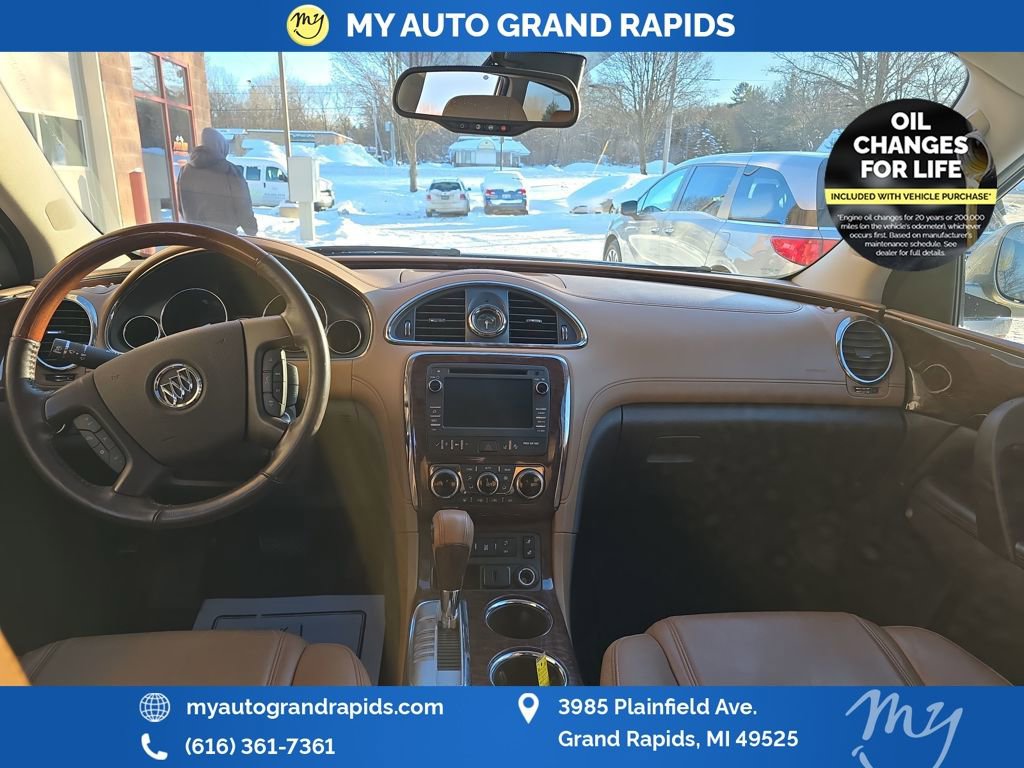 Used 2017 Buick Enclave Leather image 11