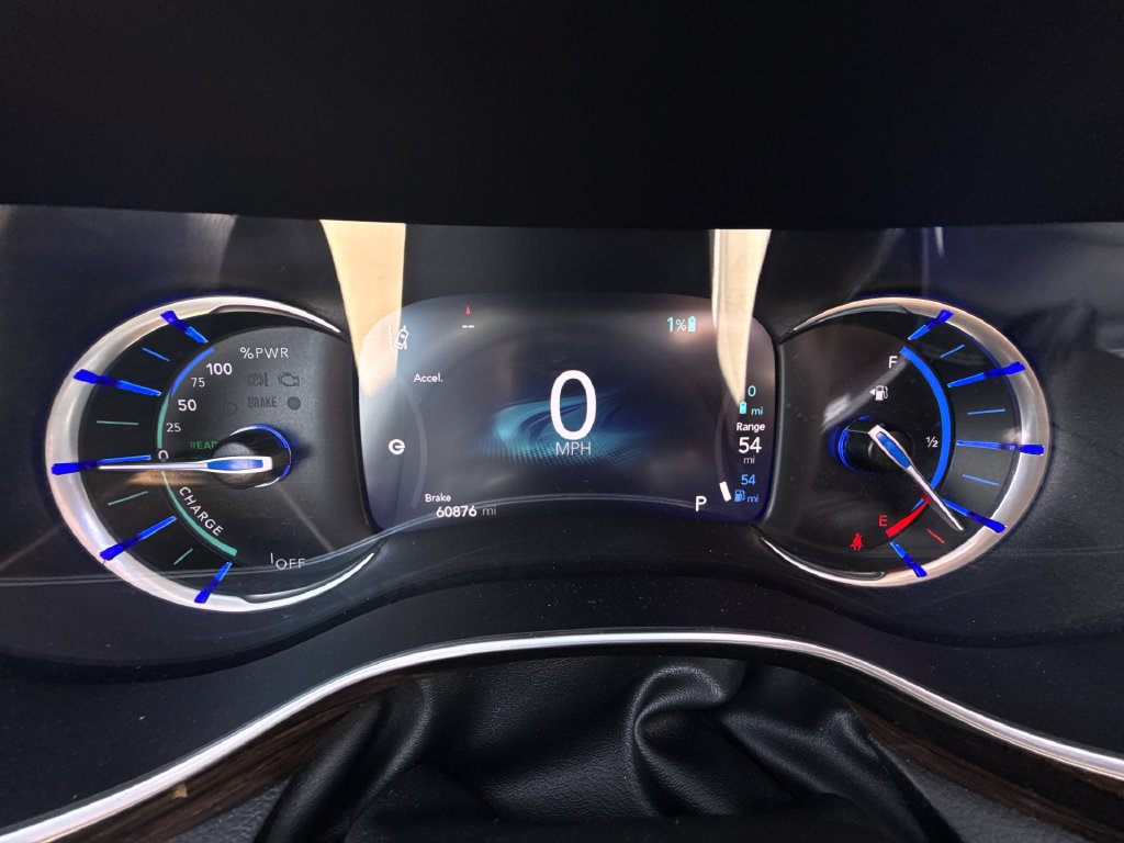 Used 2023 Chrysler Pacifica Limited FWD image 22
