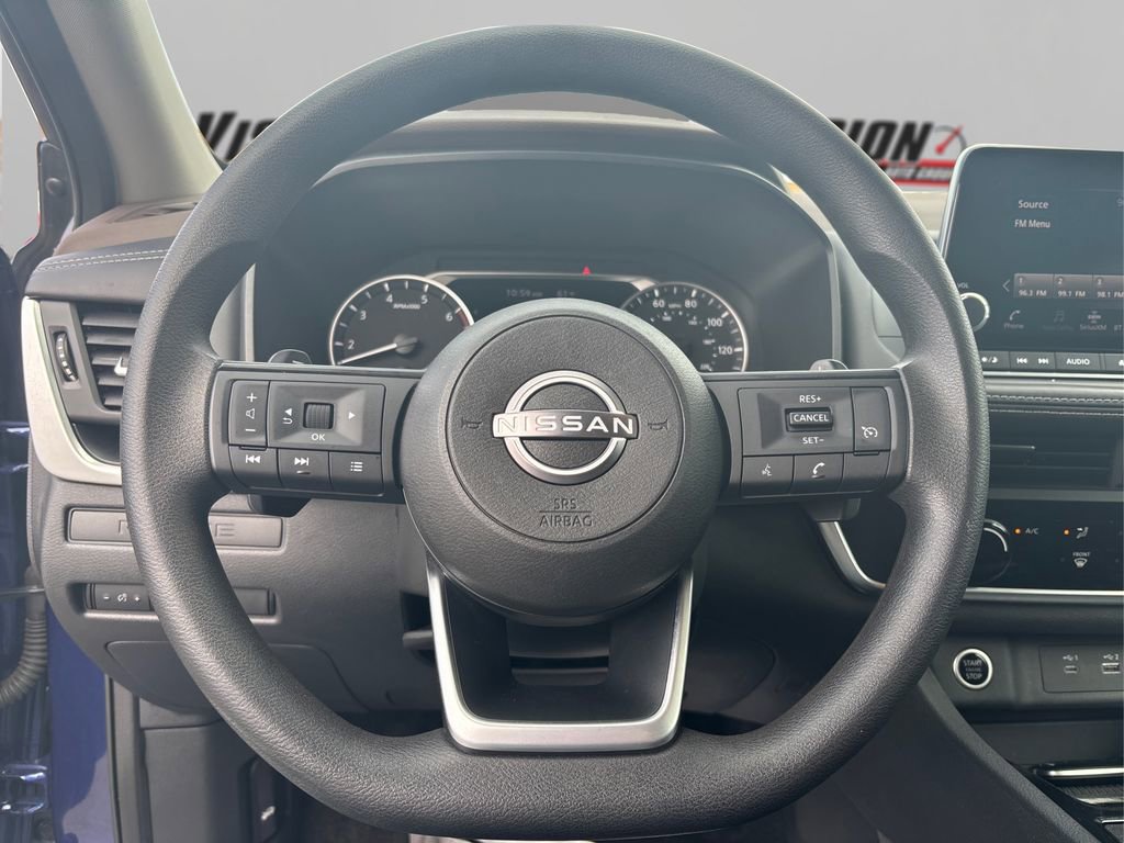 Used 2023 Nissan Rogue S image 23