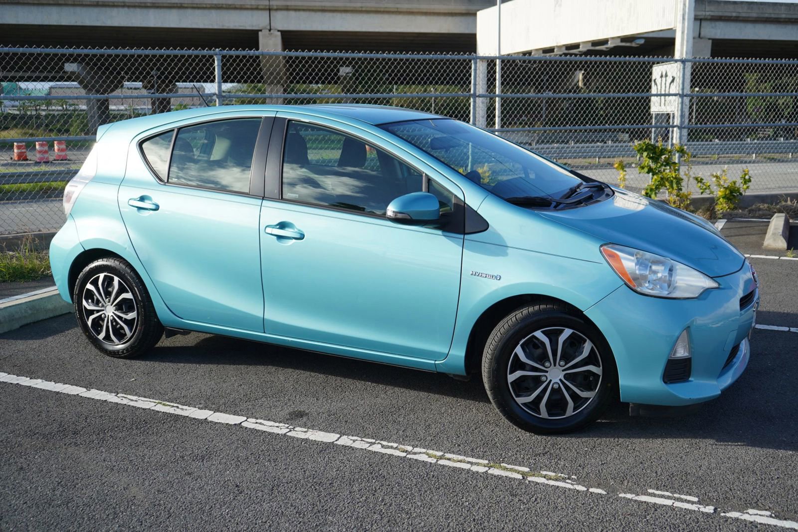 Used 2014 Toyota Prius C Two FWD image 5