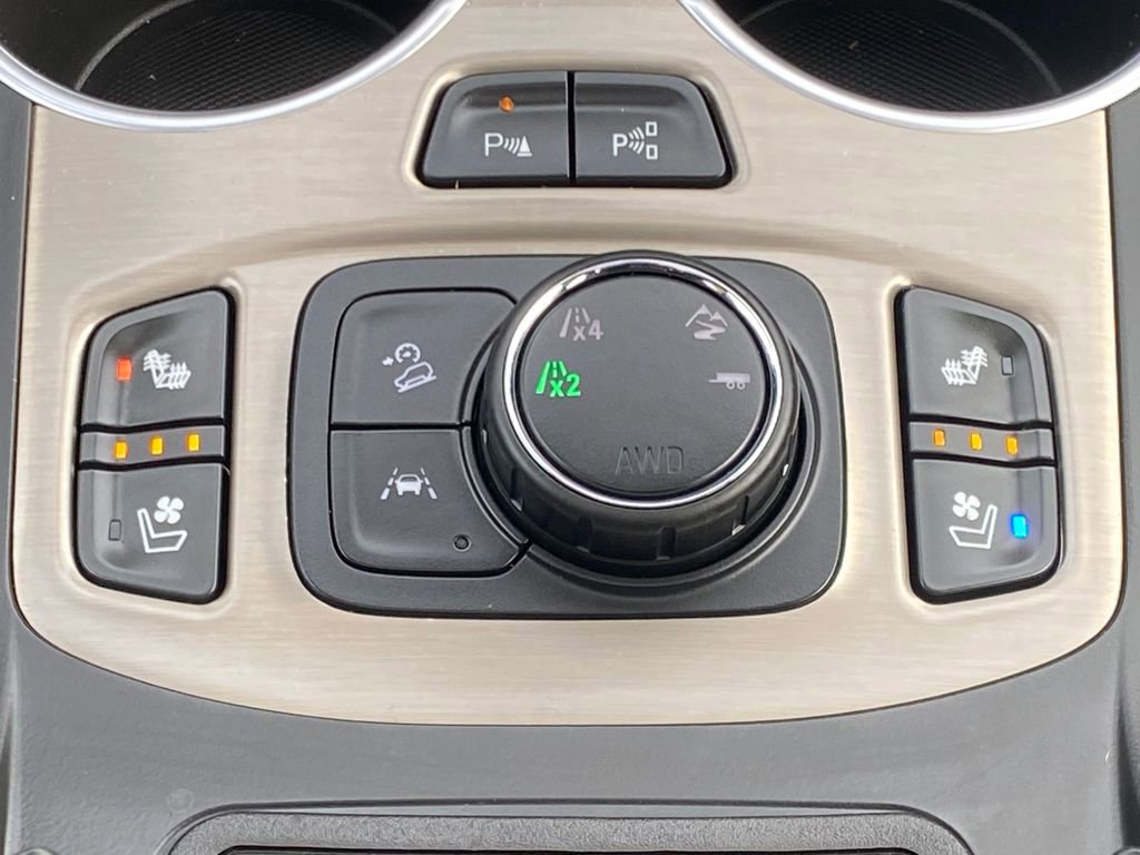 Used 2019 GMC Terrain Denali w/ Advanced Safety Package image 27