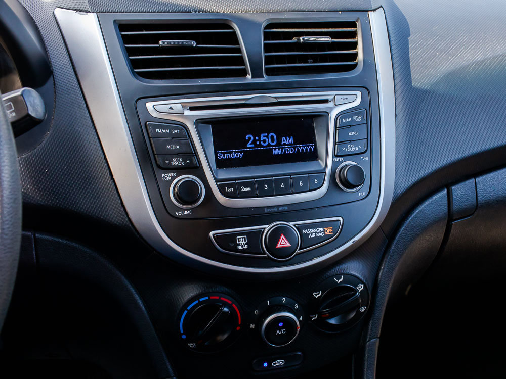 Used 2015 Hyundai Accent GS image 18