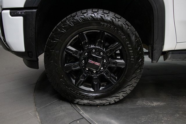 Used 2024 GMC Sierra 3500 AT4 w/ AT4 Premium Plus Package image 8