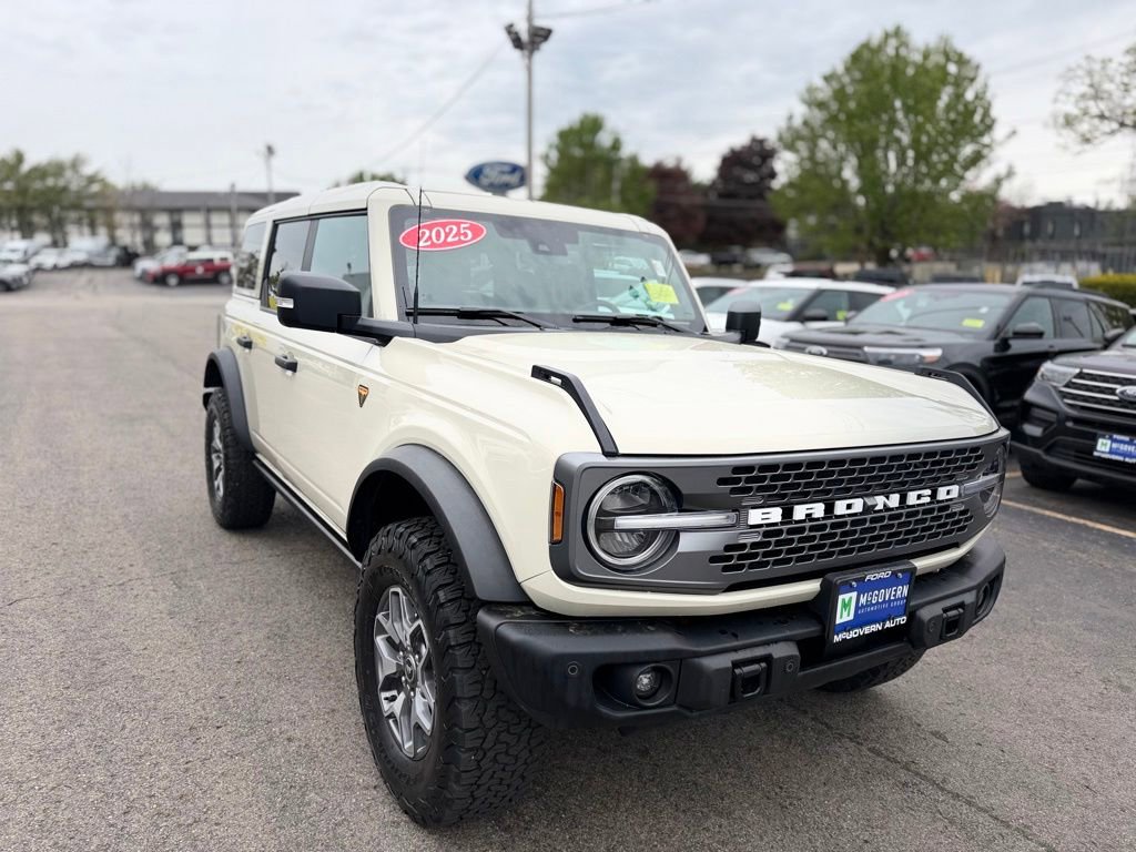 Used 2025 Ford Bronco Badlands AWD/4WD image 11