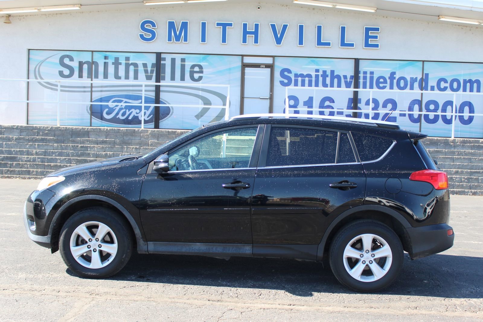 Used 2014 Toyota RAV4 XLE image 3