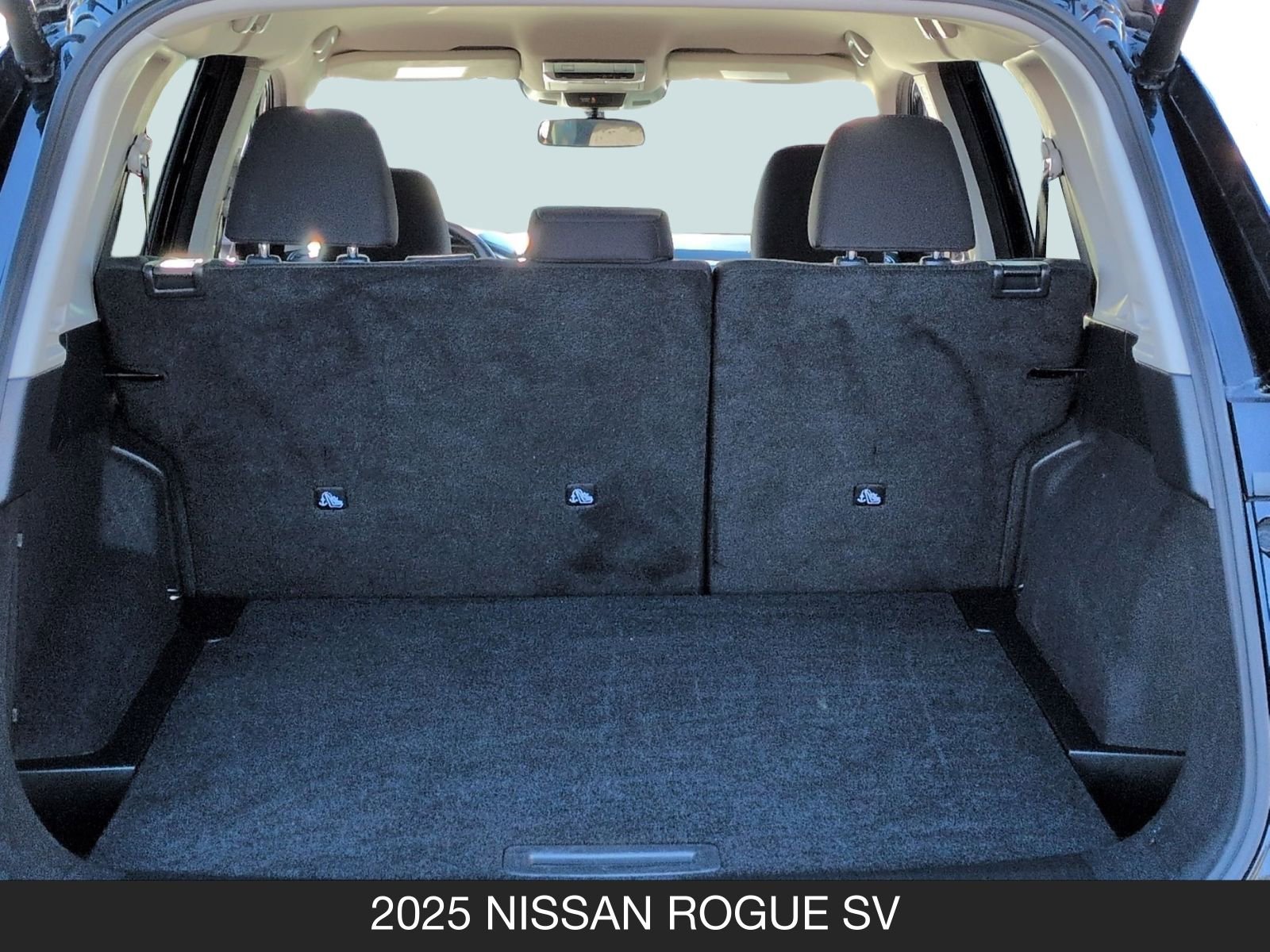 Certified 2025 Nissan Rogue SV image 19