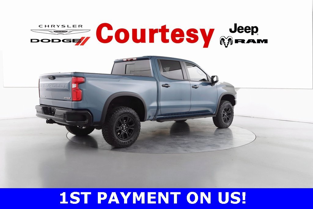 Used 2024 Chevrolet Silverado 1500 ZR2 w/ Technology Package image 5