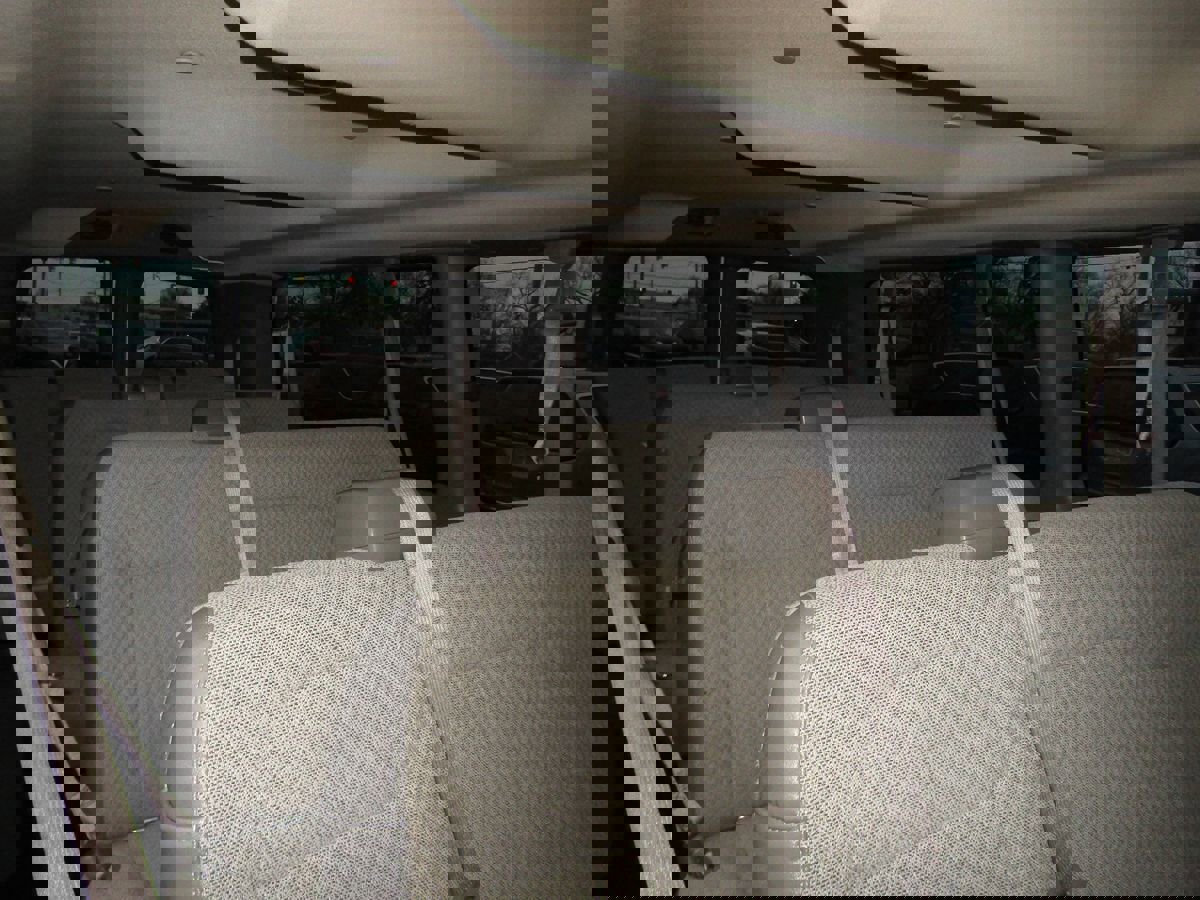 Used 2023 GMC Savana 3500 LS image 6