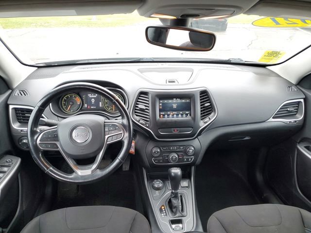 Used 2021 Jeep Cherokee Sport w/ Popular Appearance Group image 28