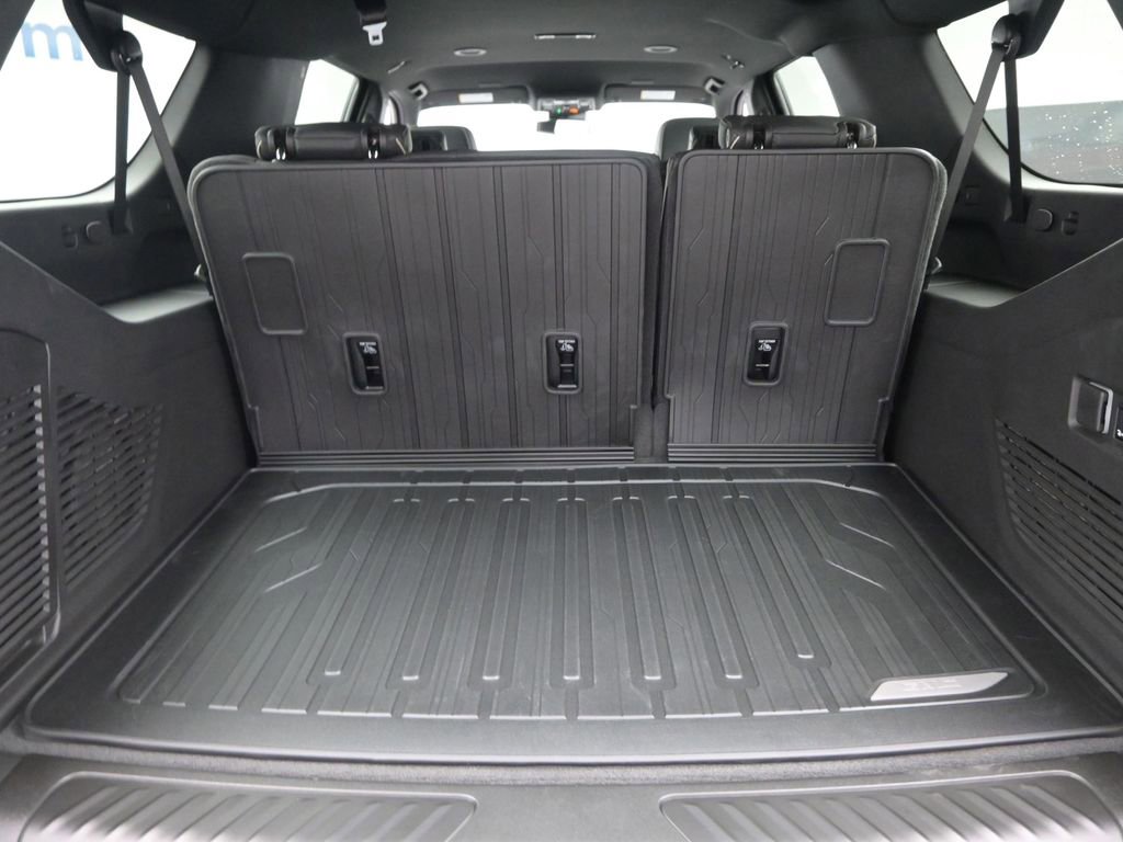 New 2026 GMC Yukon XL Elevation image 11