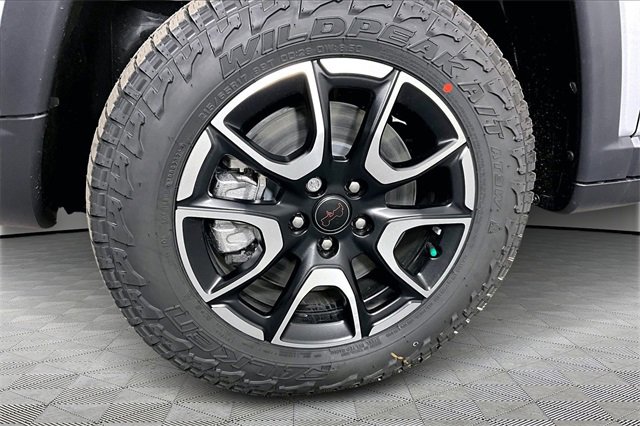 New 2026 Jeep Compass Trailhawk image 13